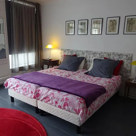 Chambres D'Hotes Les Capucins Bergues Exterior photo